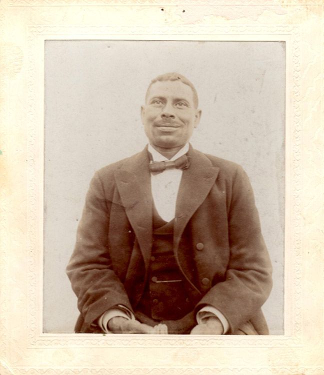 Older Gentleman seated - Circa 1800's photo OlderGentlemanseated-Circa1800s_zps094da57e.jpg