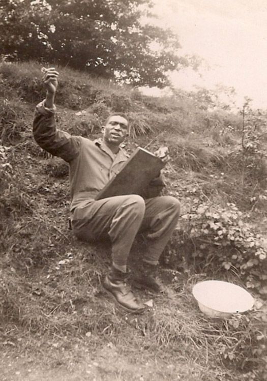 photo 5-WWIISoldiershavingoutsideCirca1940rsquos_zps2dbf9ed7.jpg