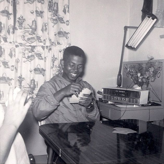 photo 29-Manplayingcards-CricaLate1950s_zps43a1a696.jpg