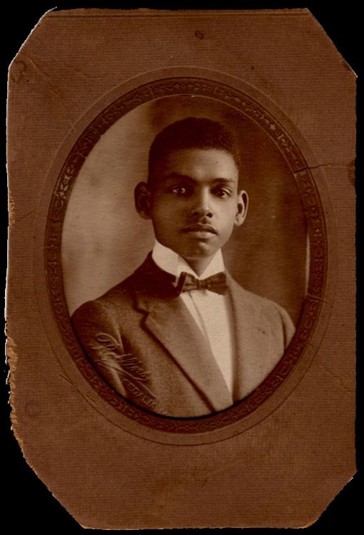 2 - Young Man Cabinet Card the Rollins company, Sedalia Missouri Circa Early 1900s photo 2-YoungManCabinetCardtheRollinscompanySedaliaMissouriCircaEarly1900s_zps64a19e98.jpg