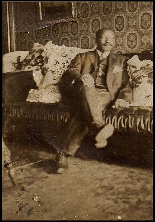 To Mrs Clara - Will be in ready in 4 weeks - Early 1900s photo 7-ToMrsClara-Willbeinreadyin4weeks-Early1900s_zpsbcd00287.jpg
