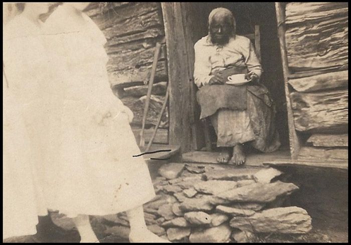 photo 30-AVisittothecabinMay51918_zpscb219c34.jpg