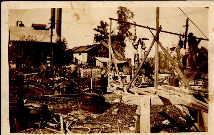 photo RPPC AZO - Builders - Circa Mid 1910s_zpsonhfldoy.jpg