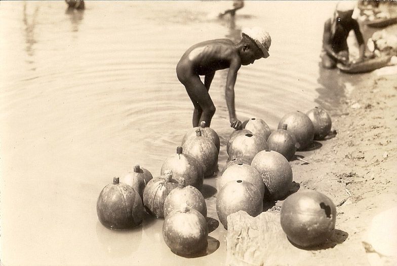 photo YoungBoyFillingGouards-Circa1910_zpsf7a783ba.jpg
