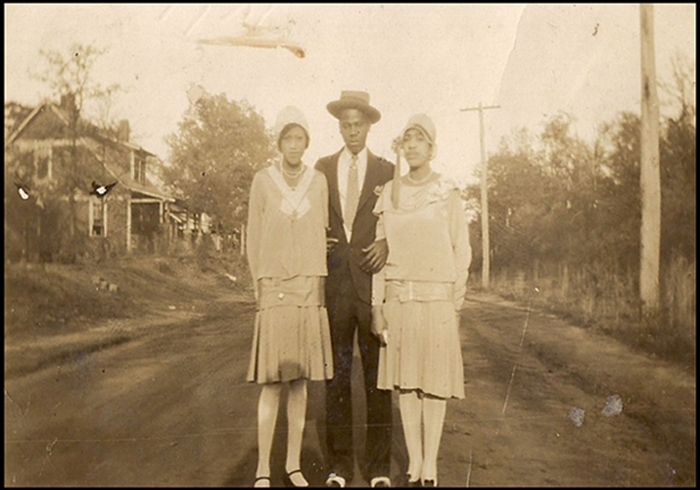 photo 19-MeampmyFriendampGirlweareatCirca1929_zps730149b1.jpg