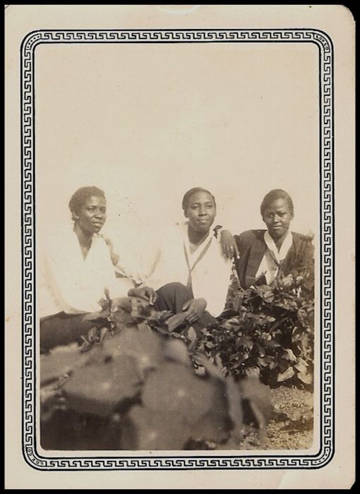 Three Girls in a Field by Carl D. Newton 1927 photo 4-ThreeGirlsinaFieldbyCarlDNewton1927_zps7270fd65.jpg