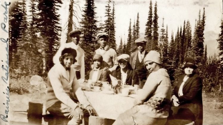 photo Picnic at Mount Rainer National Park - Washington - Circa 1920s_zpssjf68dz8.jpg
