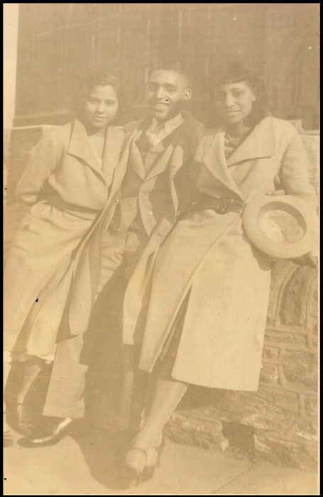 Helen Rob & Elesi April 12 1931 photo 4-HelenRobampElesiApril121931_zps3d1ad673.jpg