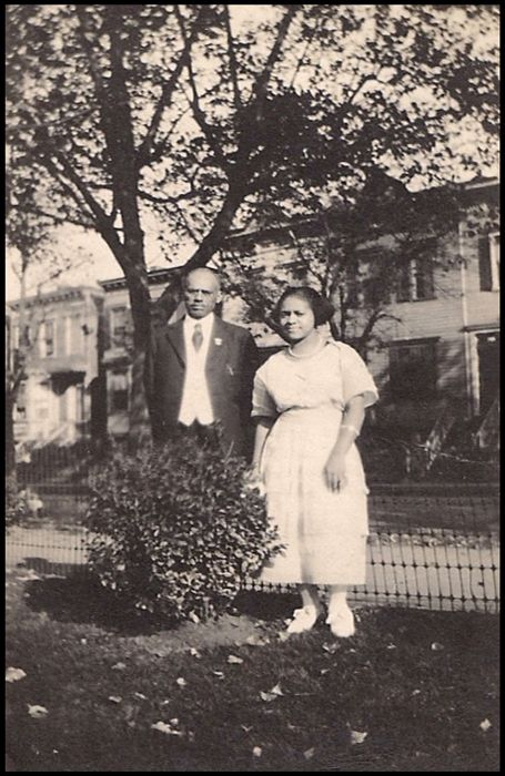 Father and Daughter Circa 1930s photo 23-FatherandDaughterCirca1930s_zpscf463f98.jpg
