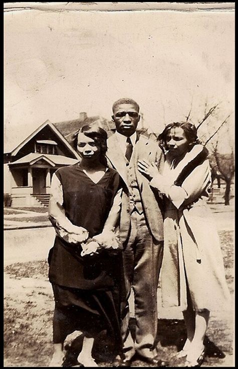 Gardner Family - C with unnamed woman and son - Circa 1932 photo 7-GardnerFamily-Cwithunnamedwomanandson-Circa1932_zpsf5b1ed89.jpg