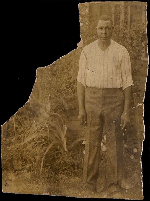 photo 15-UnidentifiedMan-ChicagoCircaMay1930s_zpsd1a47266.jpg