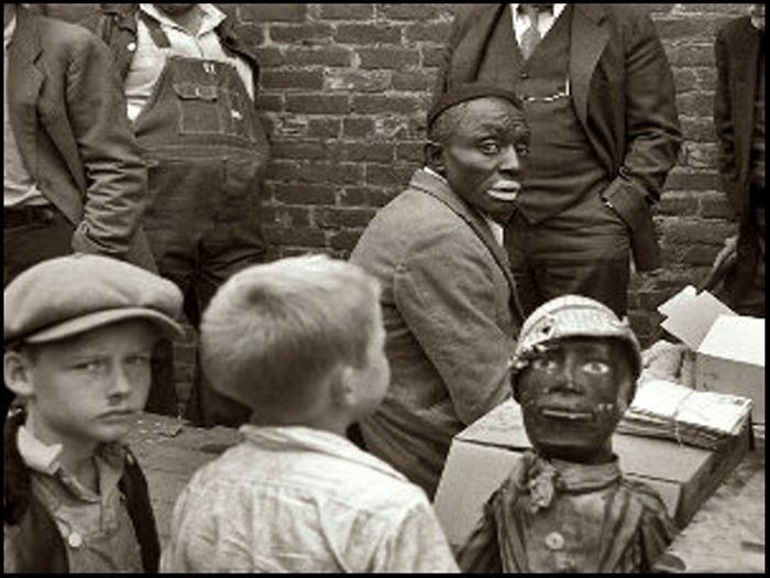 Street Performer - 1935 photo 20-StreetPerformer-1935_zps9e23ba4c.jpg