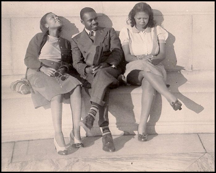 photo 6-ManBetweenTwoWomen-Circa1930s_zpsbfb0a3d2.jpg