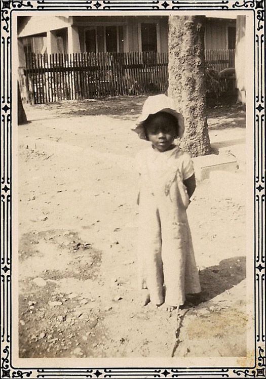 photo 8-BracksStudio-SanMarcosTex-Circaearly1940s_zpsb202d51e.jpg
