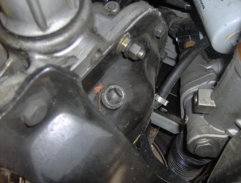 Jeep liberty 2002 oil filter location