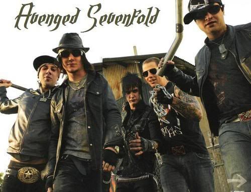 http://i242.photobucket.com/albums/ff177/KaKi23/Avenged%20Sevenfold/orig-35640.jpg