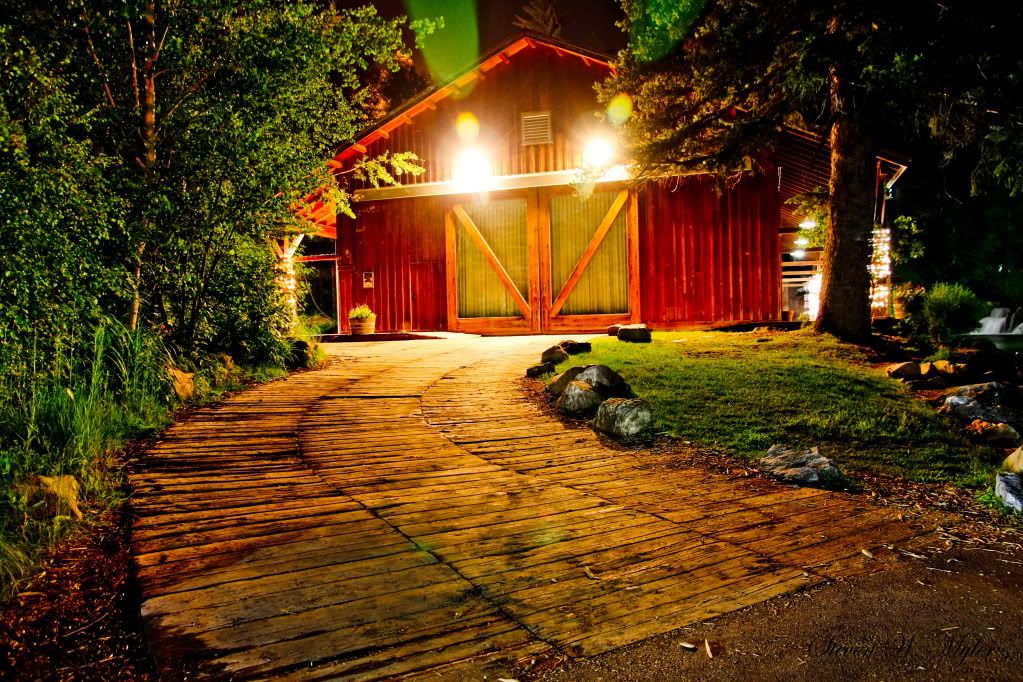 IMAGE: http://i242.photobucket.com/albums/ff27/chargerx3/HQ%20Pics/Sundance%20UT/Lightroom-25copy.jpg