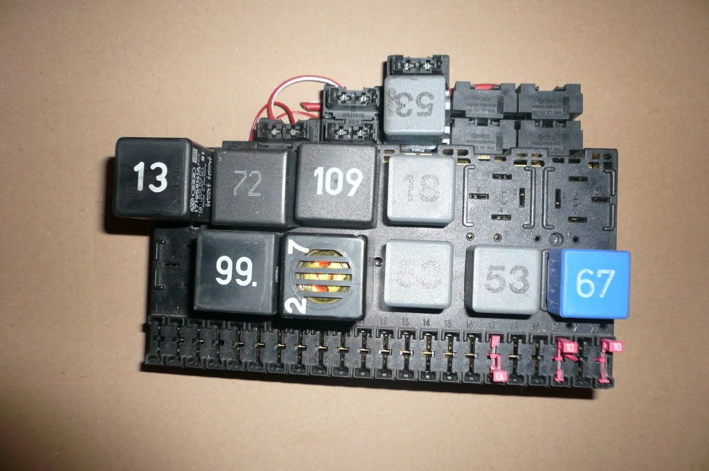 VWVortex.com - FS: Fuse box VR6 with all relays. vw vortex engine fuse box 