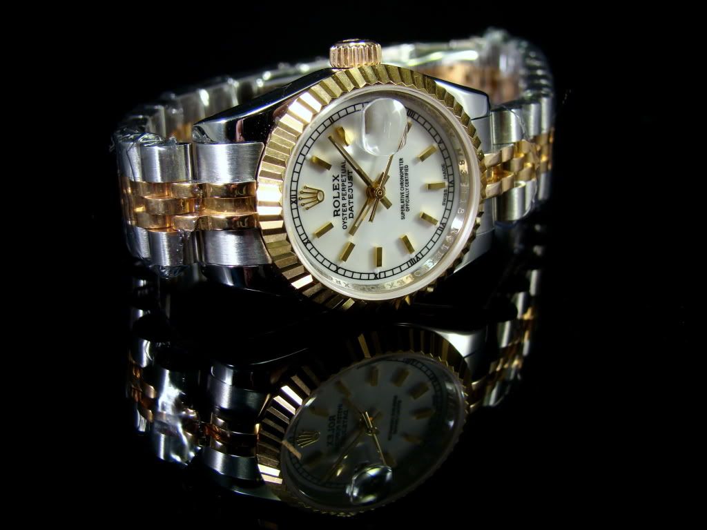 ladiesrolx014.jpg