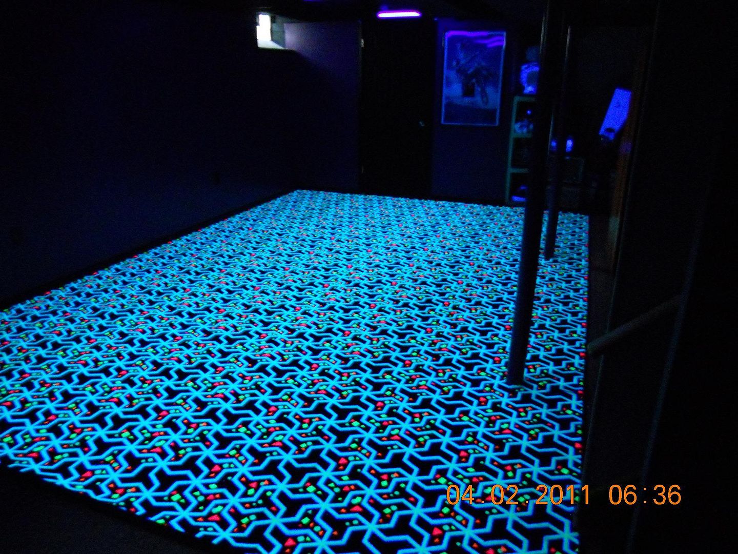 FINALLY! Gameroom carpet! Coinop Videogame, Arcade, Pinball, EM