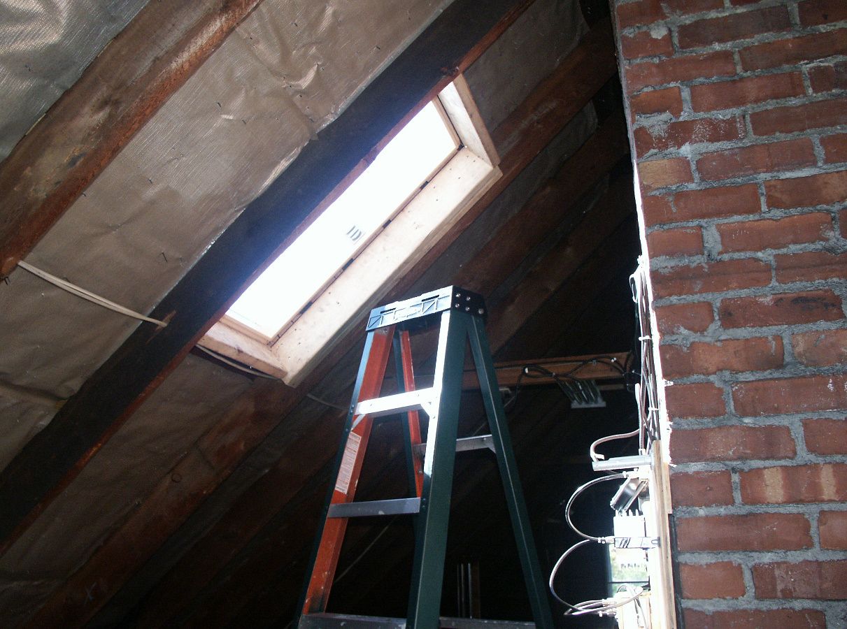 roofaccesswindow03.jpg