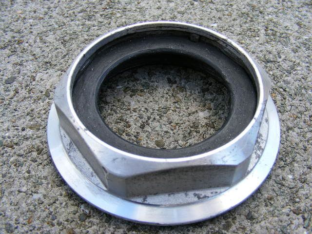 DSCF4246.jpg wheel locking nut 2 picture by mx5driver05