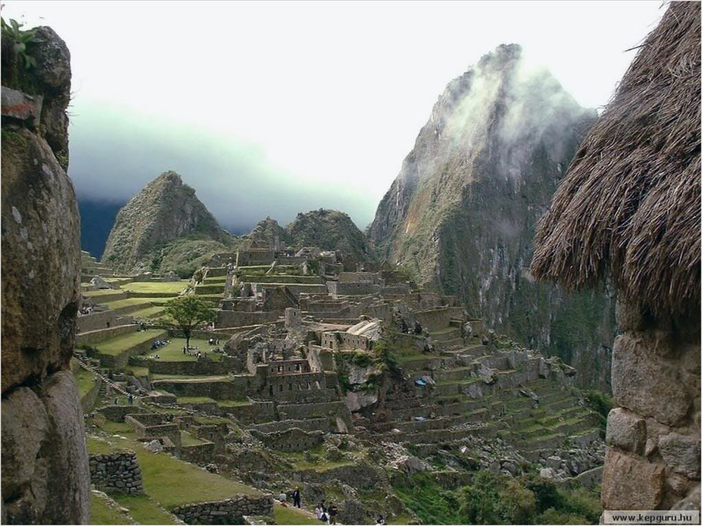 http://i242.photobucket.com/albums/ff95/asd2007_112/share/MachuPicchu/1.jpg