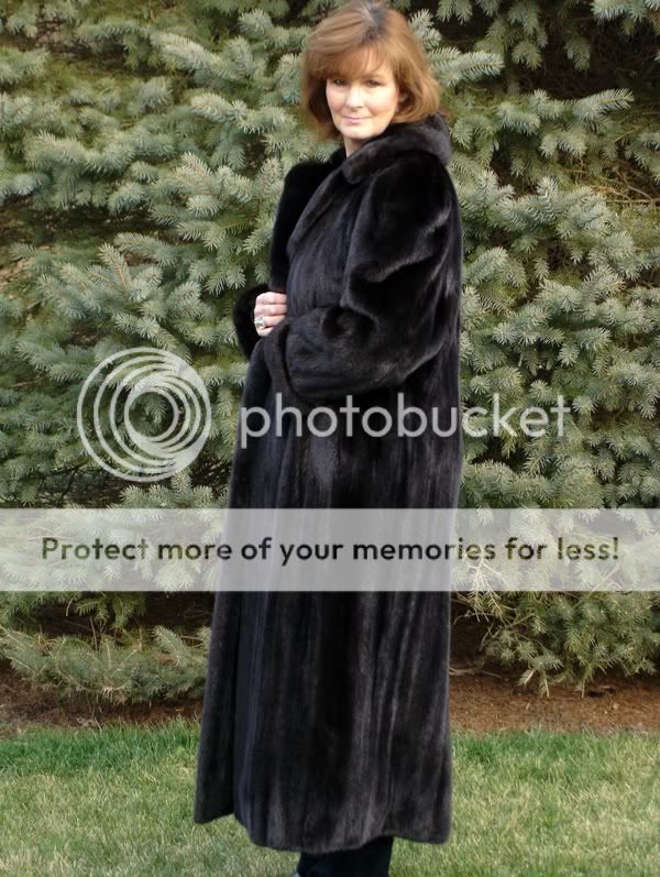 SPECTACULAR Must Have DARK RANCH MINK FUR COAT w/ 52 FLOOR LENGTH 